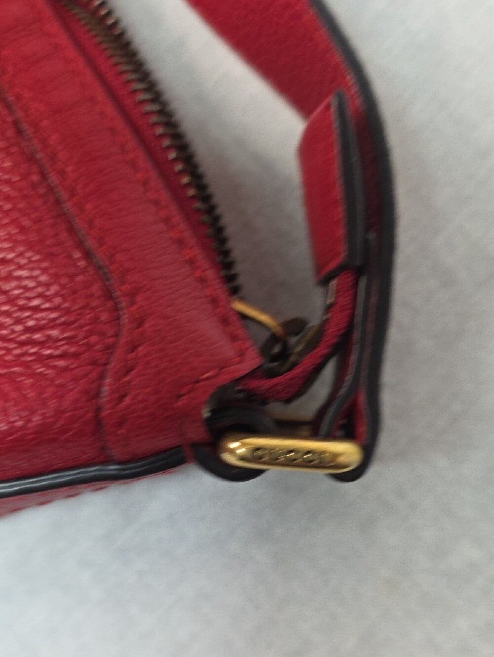 Gucci Red Leather Half Moon Hobo Bag Model 523588 - Picture 9 of 13